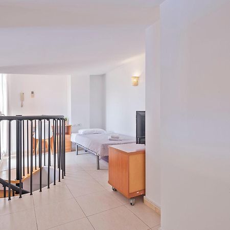 Apartamentos Velor كاستيلديفيلس المظهر الخارجي الصورة