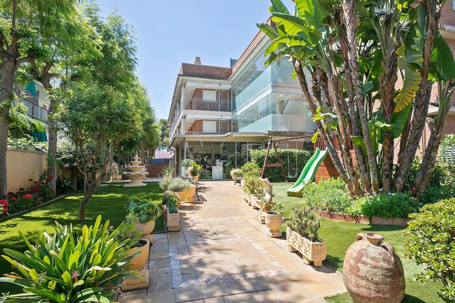 Apartamentos Velor كاستيلديفيلس المظهر الخارجي الصورة