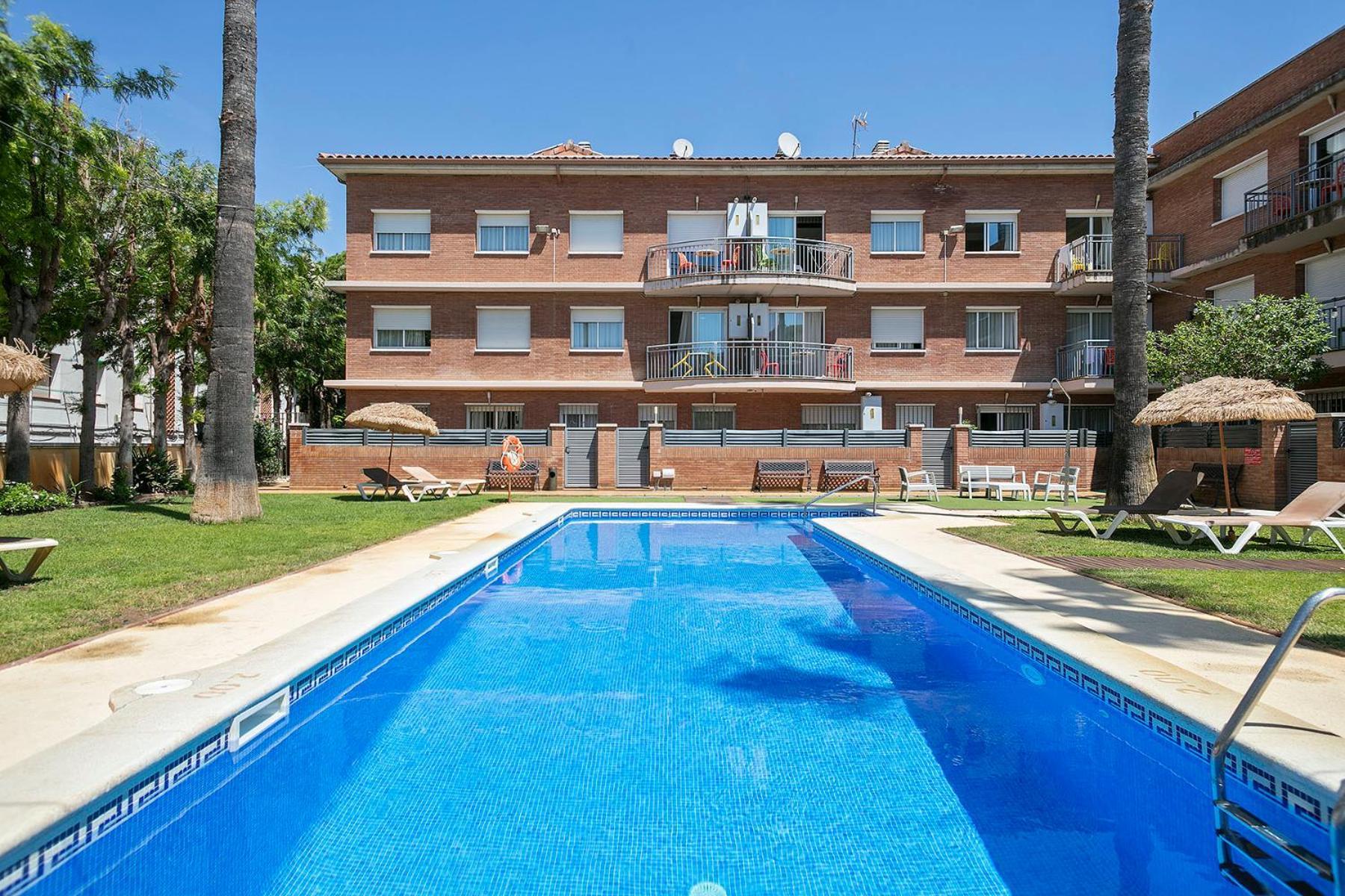 Apartamentos Velor كاستيلديفيلس المظهر الخارجي الصورة