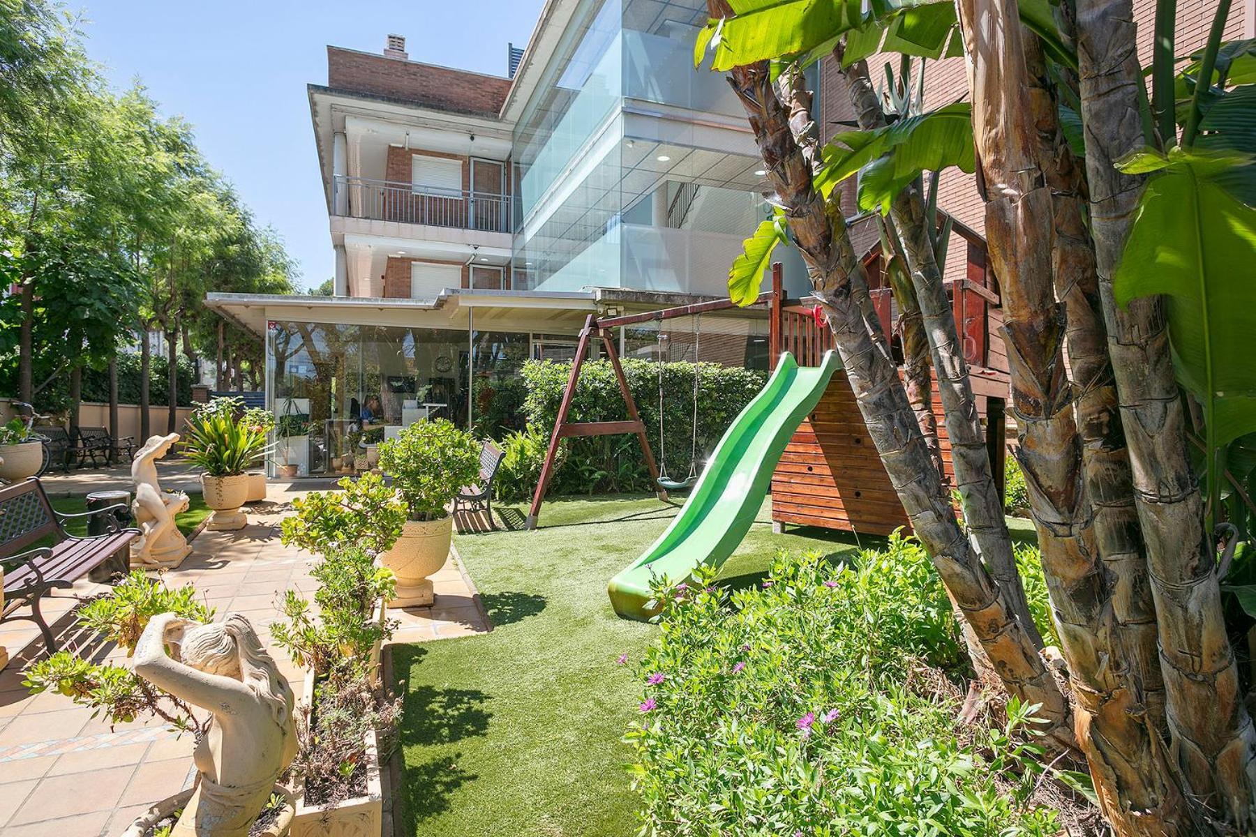 Apartamentos Velor كاستيلديفيلس المظهر الخارجي الصورة