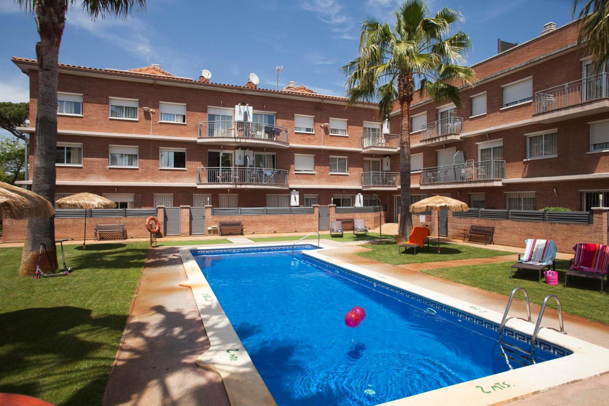 Apartamentos Velor كاستيلديفيلس المظهر الخارجي الصورة